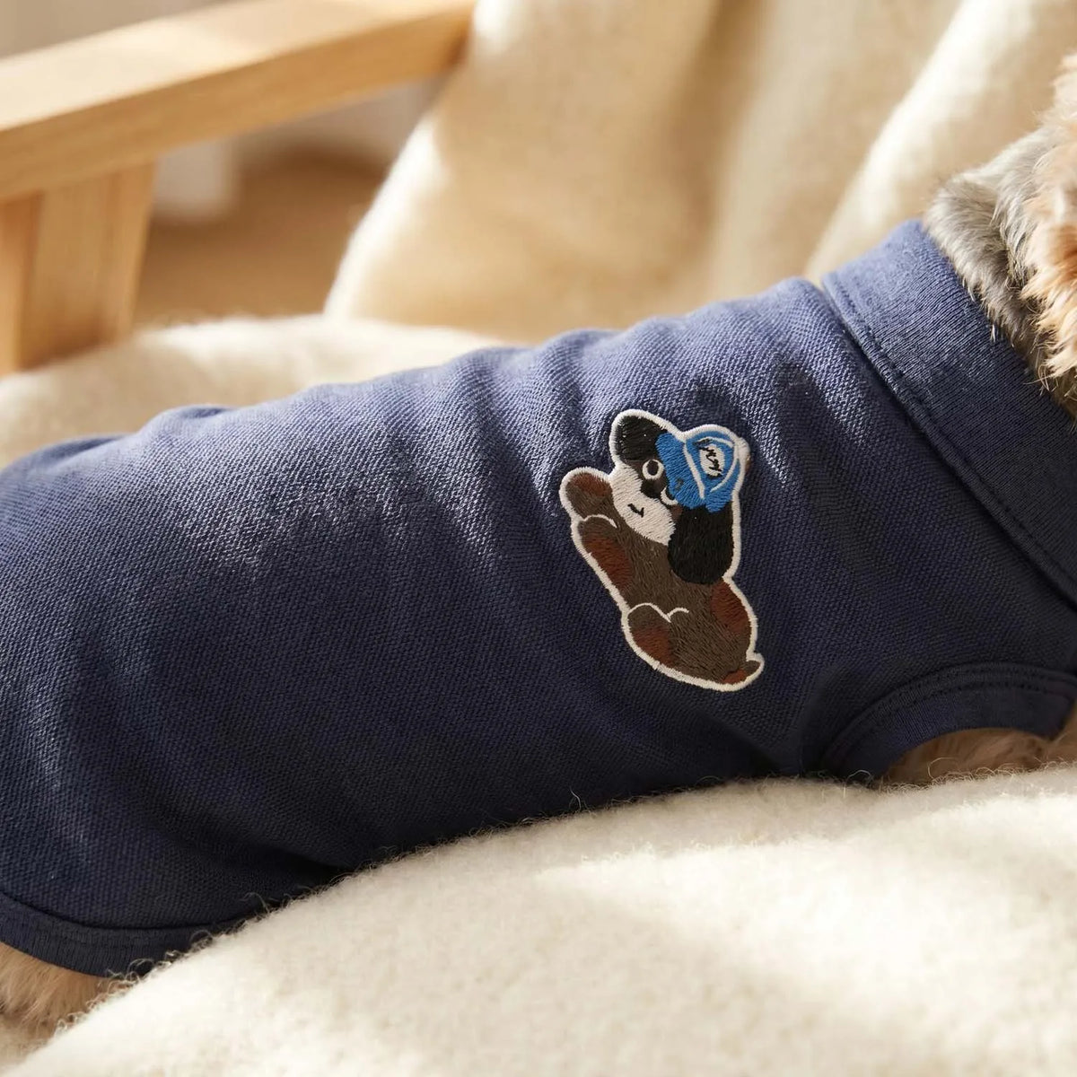 Fashion Embroidered Dog Polo Shirt Breathable Sleeveless Pet Clothing For Small Breeds Outdoor Walking Pet Outfit