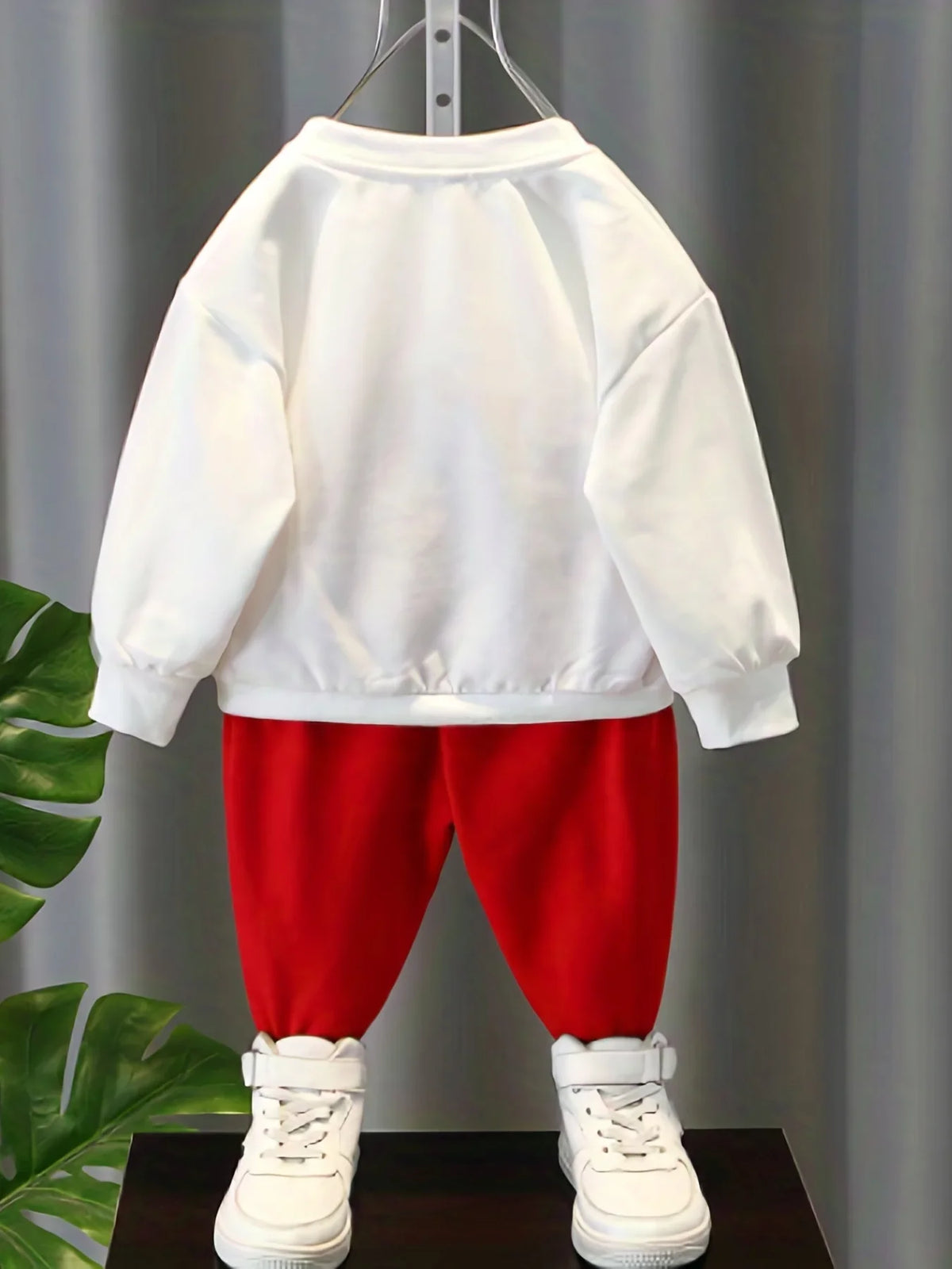 Kids Cartoon Sweatshirt & Pants 2-Piece Outfit Spring & Autumn