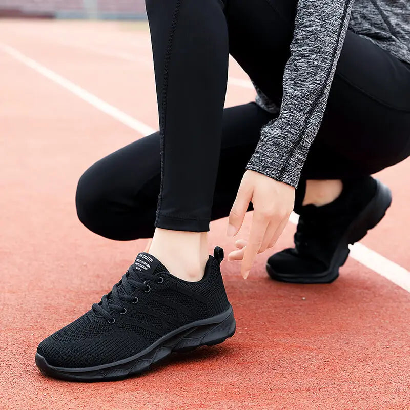 New Sneakers Women Casual Shoes Fashion Breathable Walking Mesh Flat Shoes Women 2024 Tenis Feminino White Ladies Sports Shoes