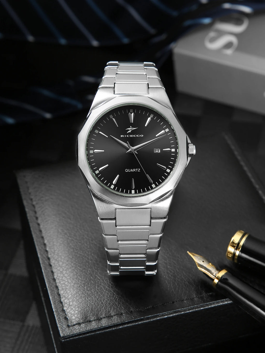Men's steel band watch, men's quartz watch with minimalist dial, simple retro fashion and premium feel for men, recommended styl