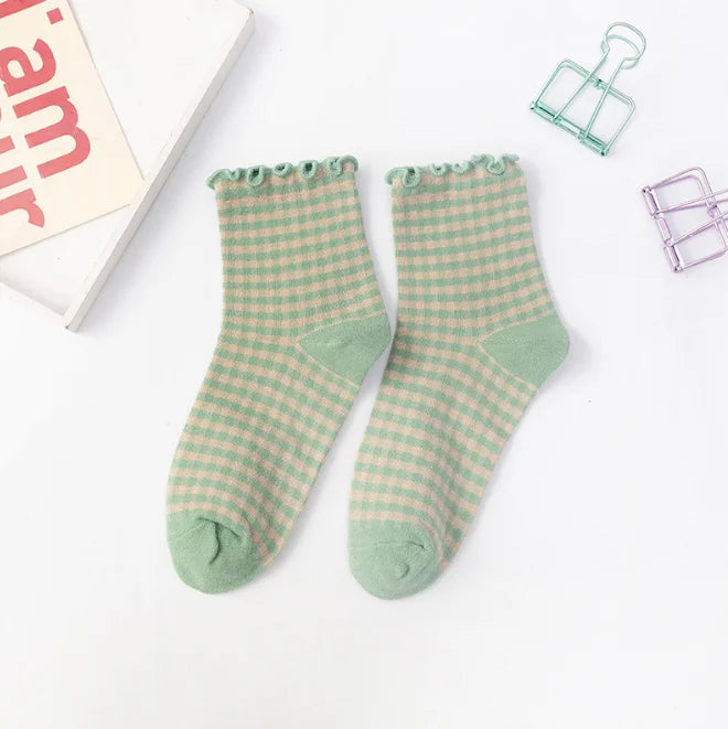 Women's Socks Autumn Checkered Retro Vintage Cotton Socks Crew Comfortable Color Fashion Sock Elastic Plaid Short Socks Woman Sox