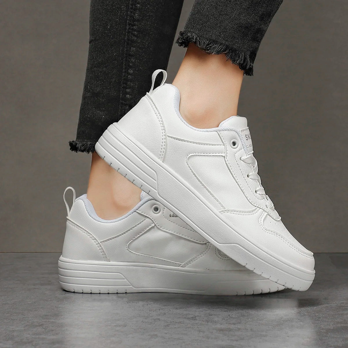 Women Shoes Skateboarding Shoes For Women Sneakers Lightweight White Black Sports Shoes