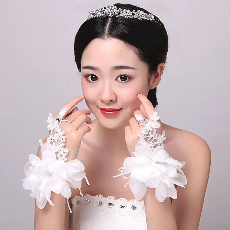 Women Red Lace   Bridal Wrist Floral Gloves Elegant Opera Evening Party Wedding Tea Party Prom Cosplay Gloves