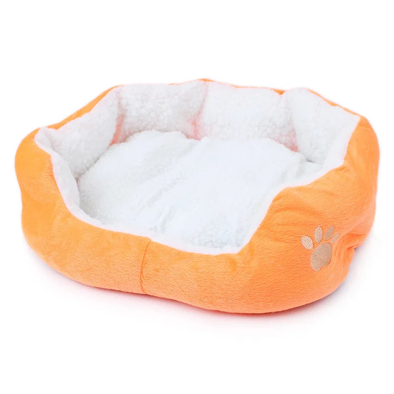Plush Sherpa Dog Bed Soft Pet Bed for Small Large Dogs Cozy Bear Design Pet Bedding Supplies
