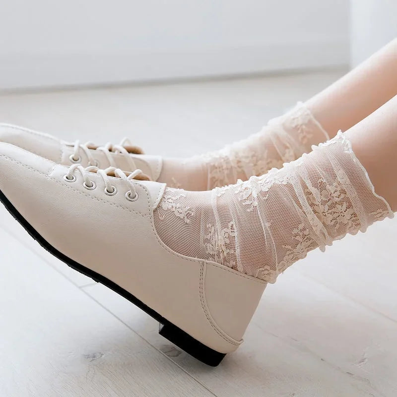 Women's Harajuku Socks Ladies Breathable Transparent Floral Lace Sock Sweet Mesh Fishnet Sock Soft Breathable Socks Hosiery Sox