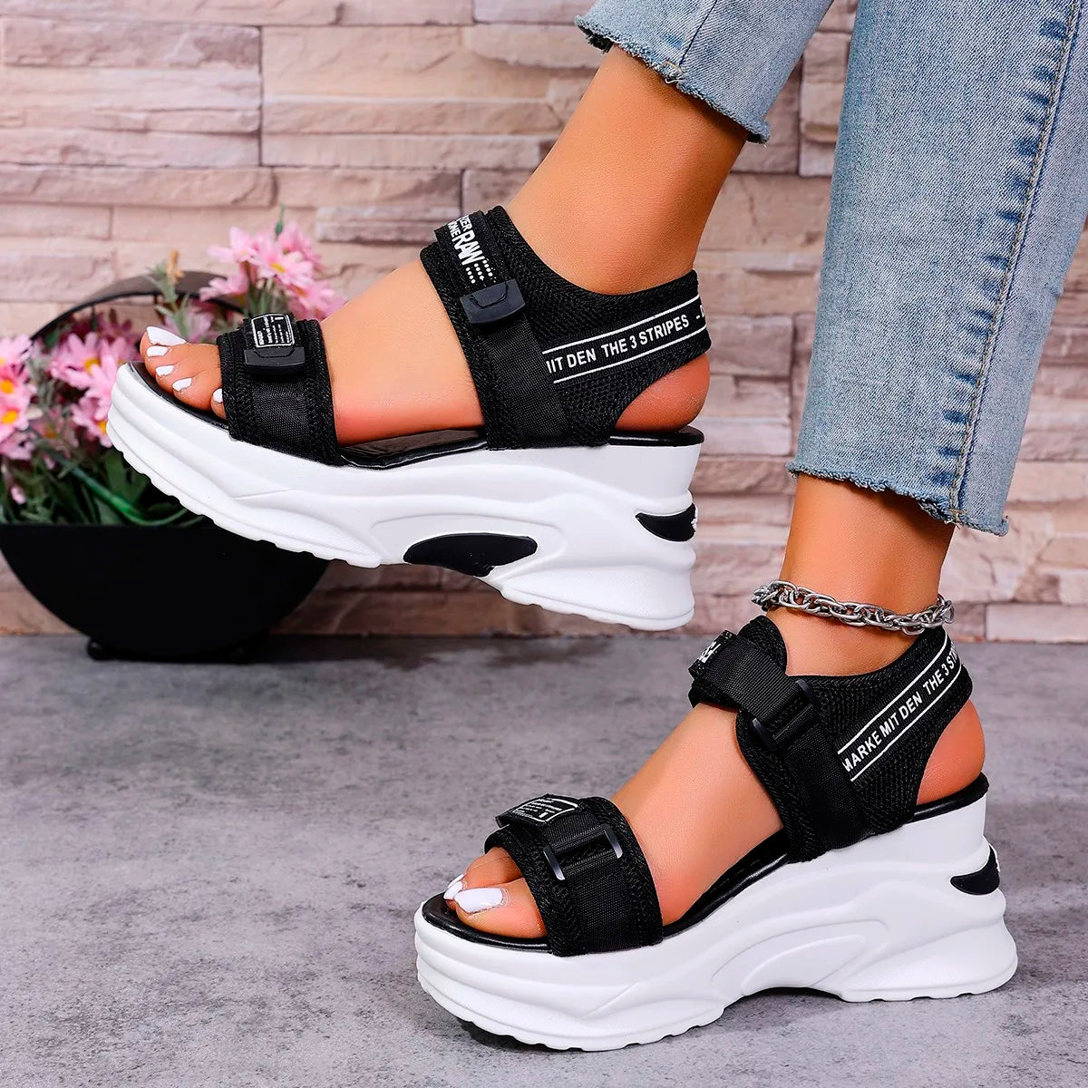 Women Platform Wedge Sandals Summer Fashion New Comfortable Shoes for Women Light Casual Velcro Beach Sandals Zapatos De Mujer