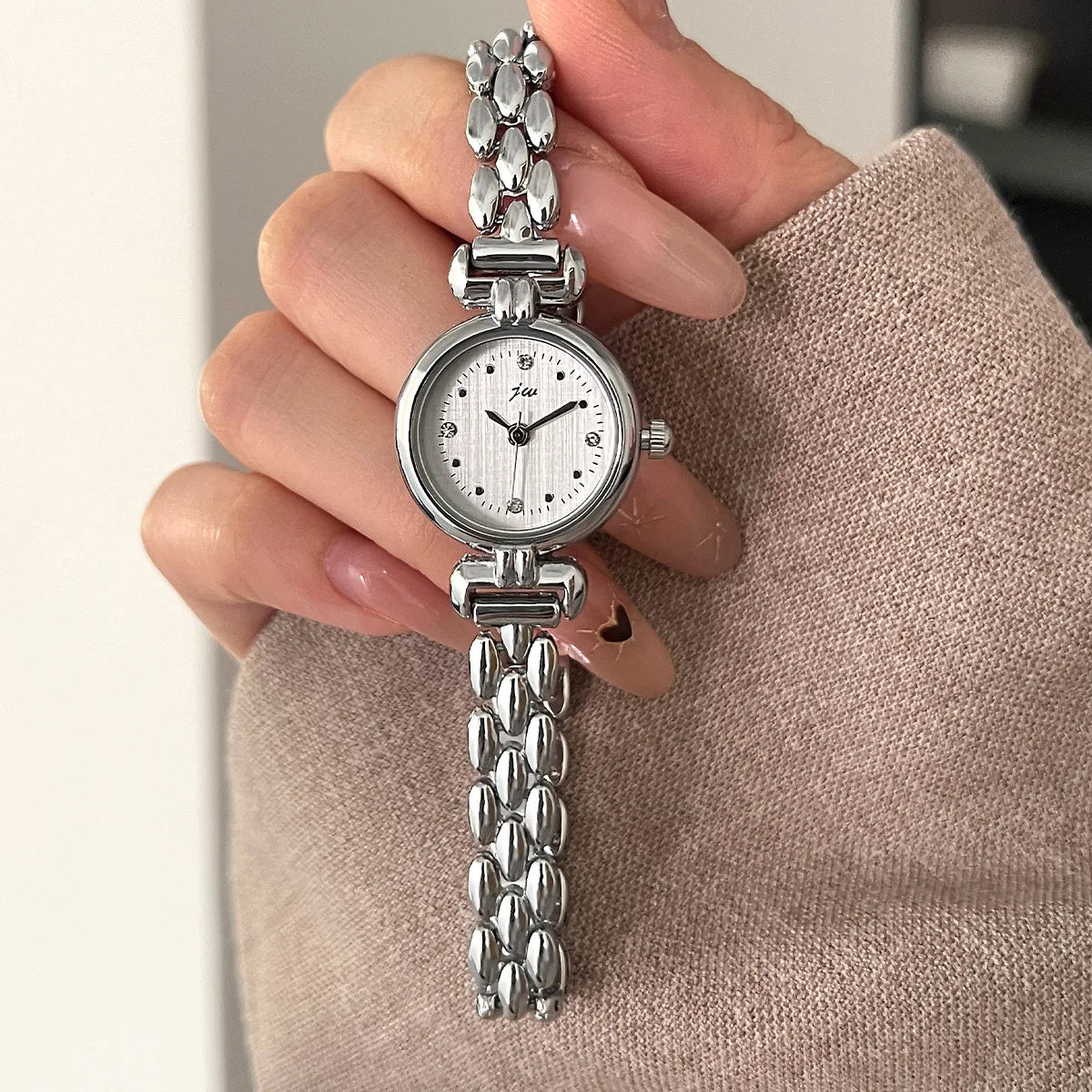 Women's Watch Retro Bracelet Watches Small and Exquisite Versatile Steel Belt Ladies Fashion Quartz Clock Wristwatches
