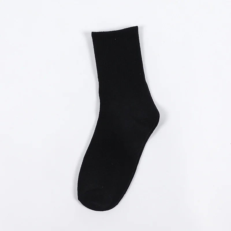 Cute Cow Print Socks for Women White Black Funny Cartoon Animals Sock Girls on Sale Fashion Casual Streetwear Skateboard