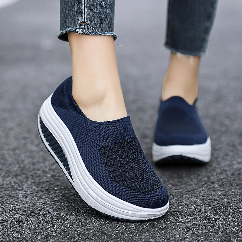 Sneakers Women Fashion Femme New Women's Vulcanized Shoes Sneakers Thick Bottom Slip on Female Women Shoe Plus Size