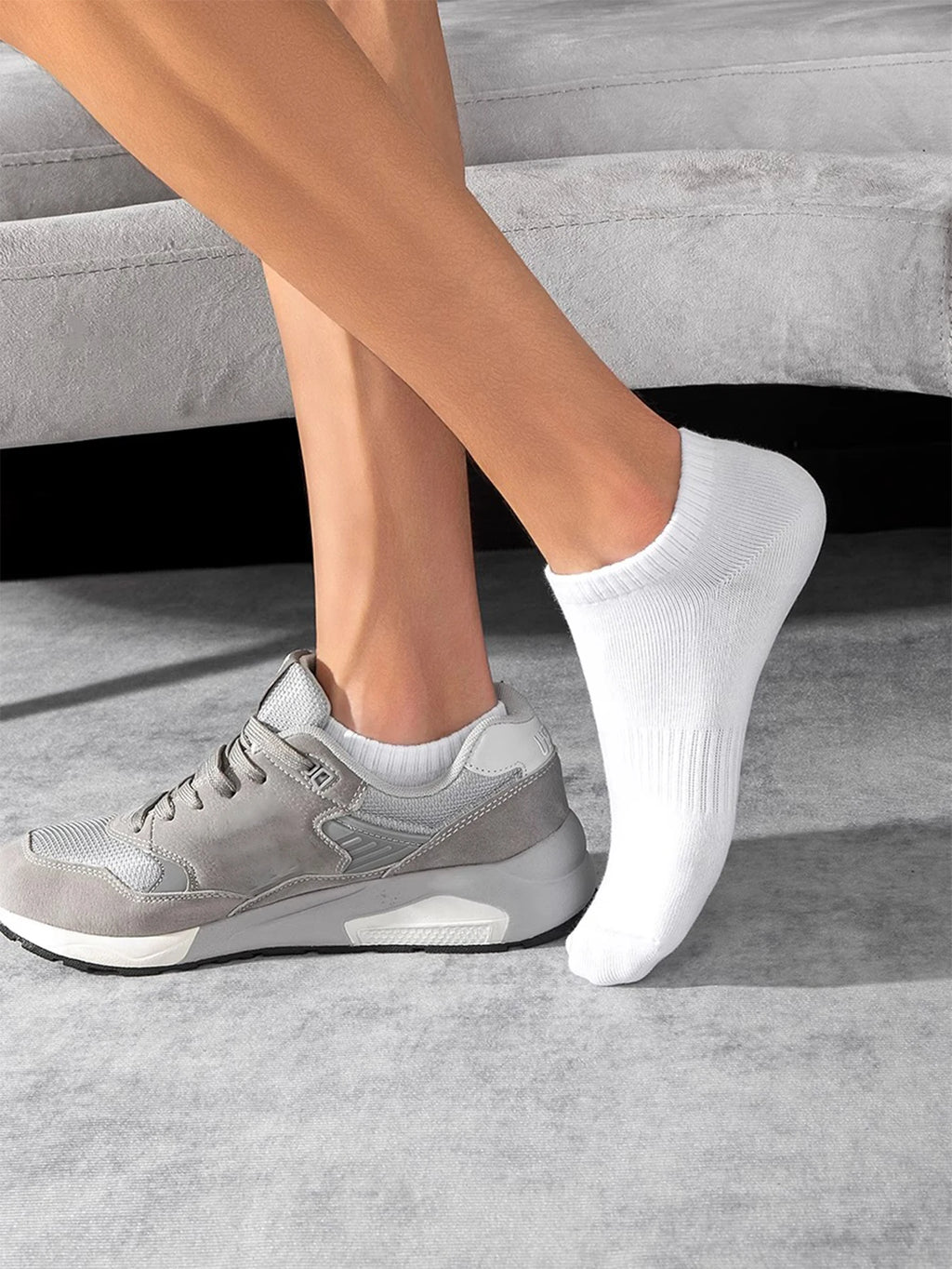 10 Pairs Sports Socks, White No-Show Socks, Sweat-Absorbent and Breathable, Suitable for Tennis, Badminton, Professional Running, Men's Basketball