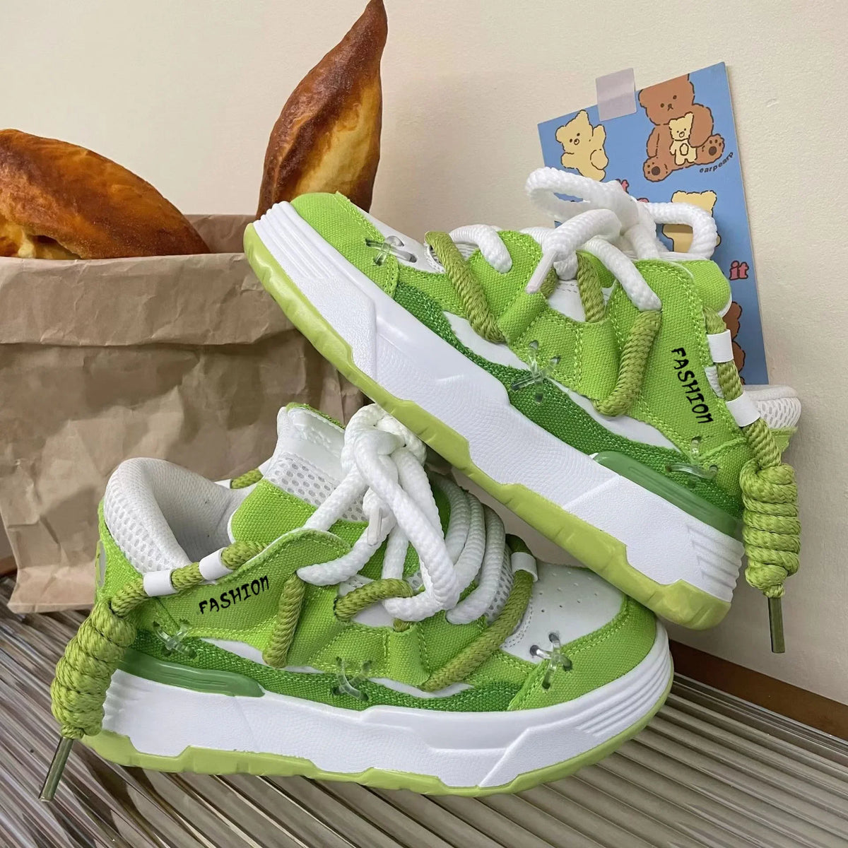 Men and women board shoes lightweight walking shoes cushioned men's sports  men's casual sports  women