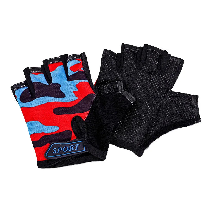 1 Pair Camo Sports Gloves for Children Kids Half Finger Riding Cycling Running Gloves for Boys Girls Outdoor Sports Gloves