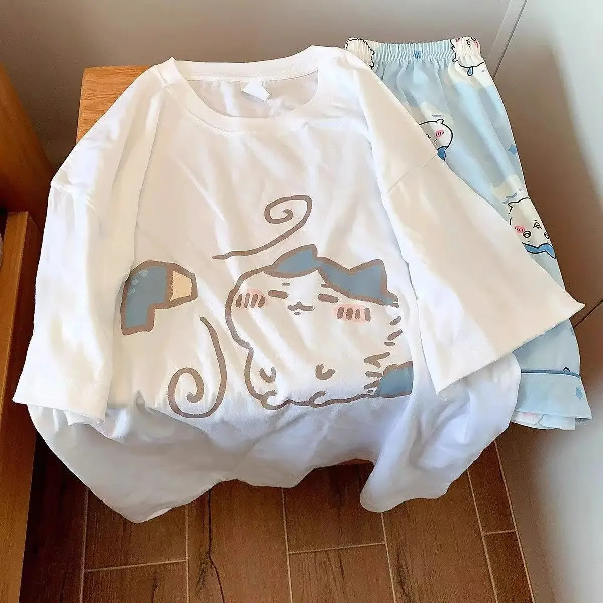 yiji Pajamas Girls Summer Thin Round Neck Short Sleeve Shorts Home Clothes Set ハチワレ Hachiware うさぎ USAG Cute Pajamas