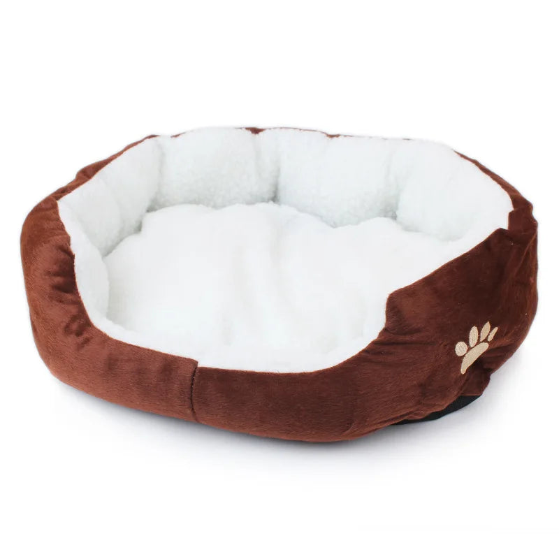 Plush Sherpa Dog Bed Soft Pet Bed for Small Large Dogs Cozy Bear Design Pet Bedding Supplies