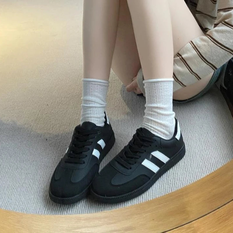 Women Tennis Sneakers Flats Ladies Fashion Lace-Up Vulcanized Shoes  Autumn Outdoor Trainers Student Board Shoes Women  Footwear
