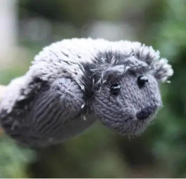 Women's All Finger Cartoon Hedgehog Gloves Cute Girls' Winter Knitted Gloves