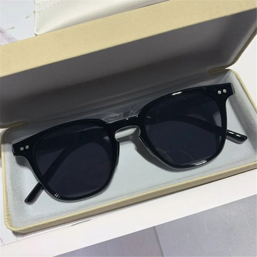 Vintage Square Sunglasses Women Men Luxury Brand Small Round Sun Glasses Female Designer Small Eyewear Oculos De Sol Male Female
