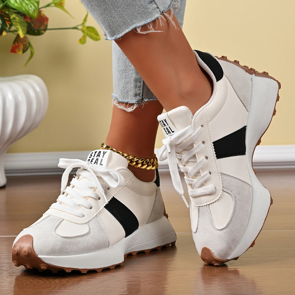 Women Sneakers 2025 New Casual Versatile Thick-soled Running Sneakers Women Fashionable High-quality Luxury Lace-up Shoes Women