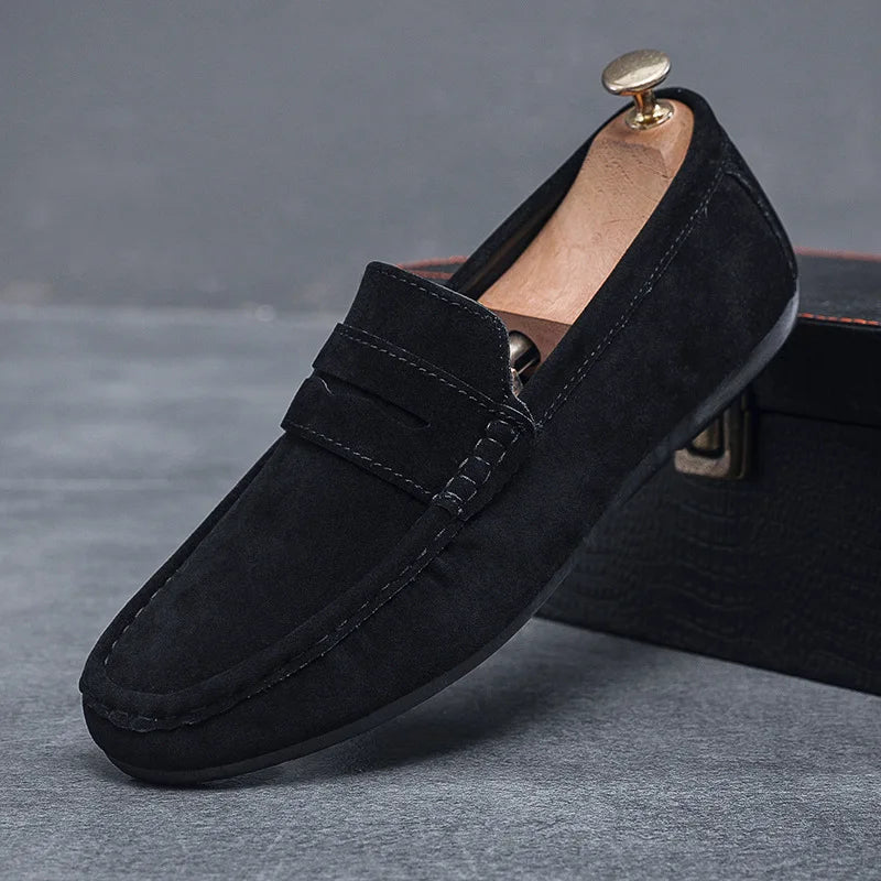 Men's Loafers Lightweight and Breathable Casual Shoes Mens Flat Driving Shoes Soft Sole Slip-on Business Shoes Moccasins