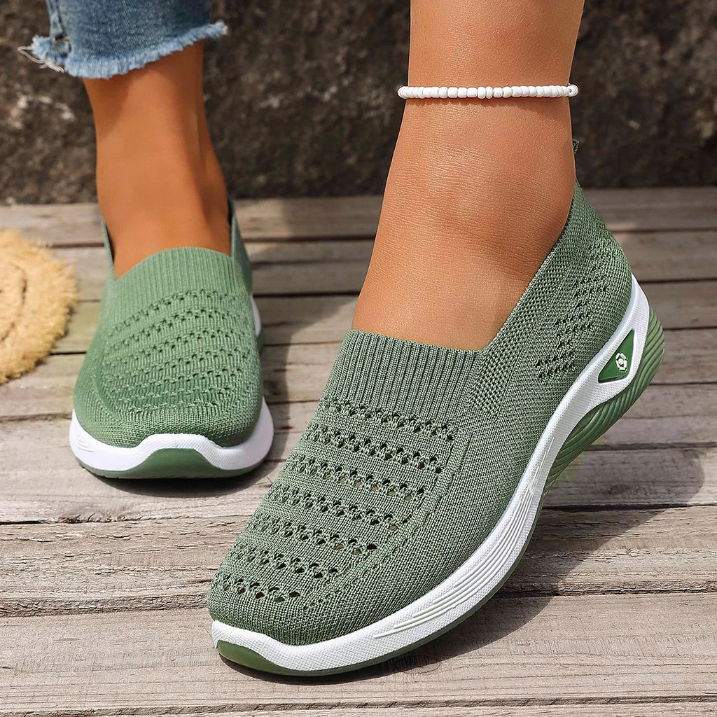 2026 New Women's Easy-Wear Low-Top Walking Sneakers, Breathable Mesh Upper Lightweight Casual Shoes