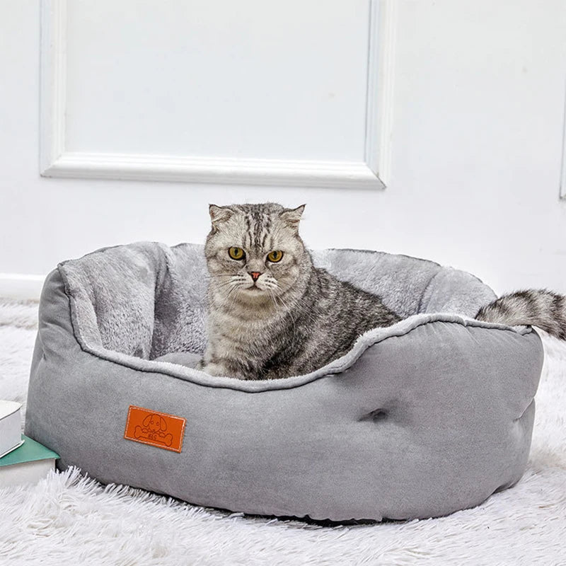Pet Cat Bed Winter Warm Plush Hugging Pet Sofa Dog Bed Non-Slip Removable and Washable Dog Bed Cat Be