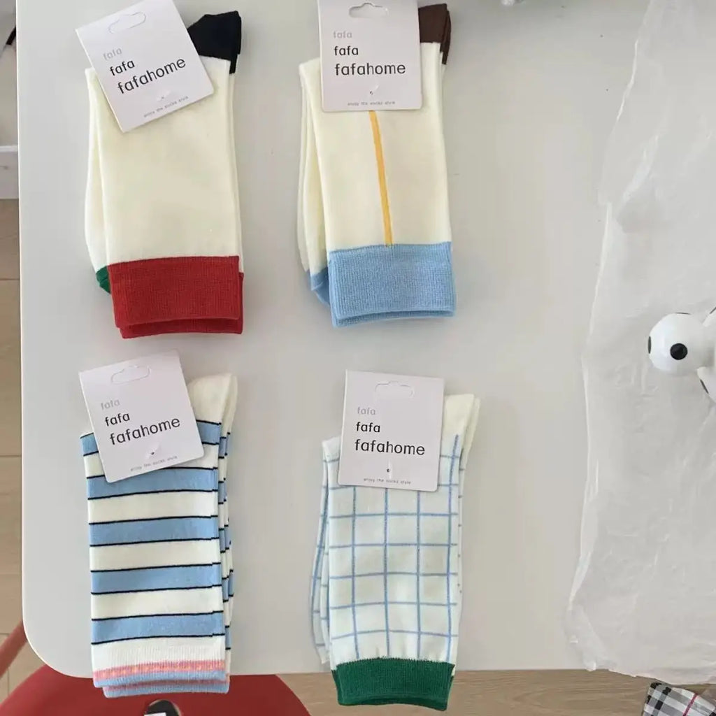 New women's socks for spring and summer in Ins, Dongdaemun, South Korea, with colorful stripes and color blocking throughout the