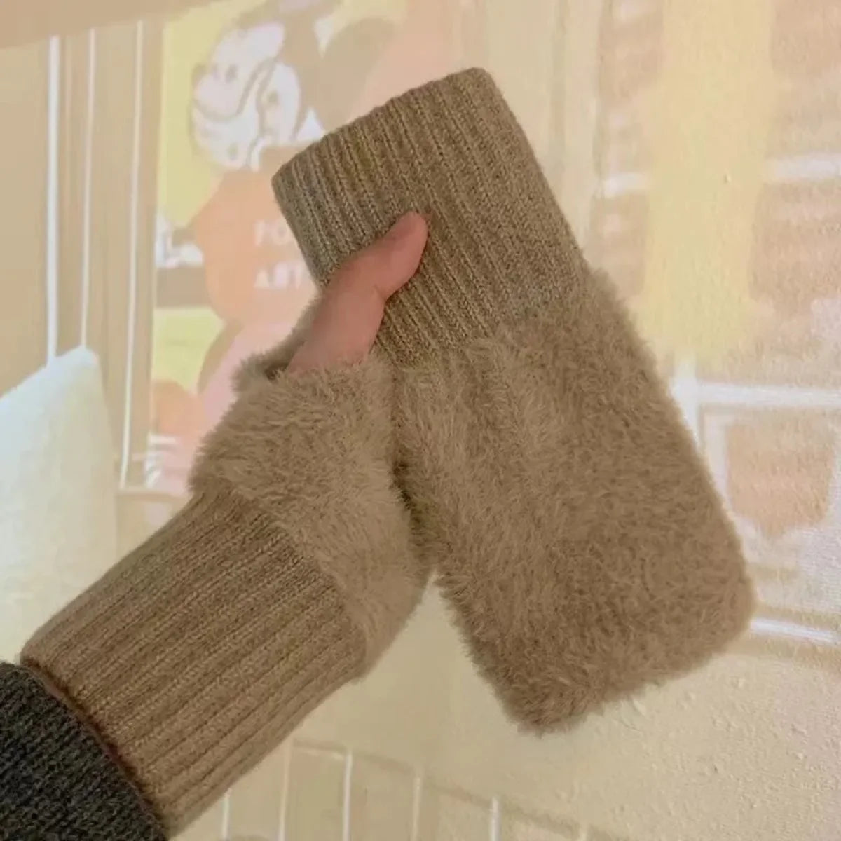 1Pair Warm and Cold-proof Half-finger Gloves for Women in Autumn and Winter, Versatile and Plush, Cute Office Half-finger Gloves
