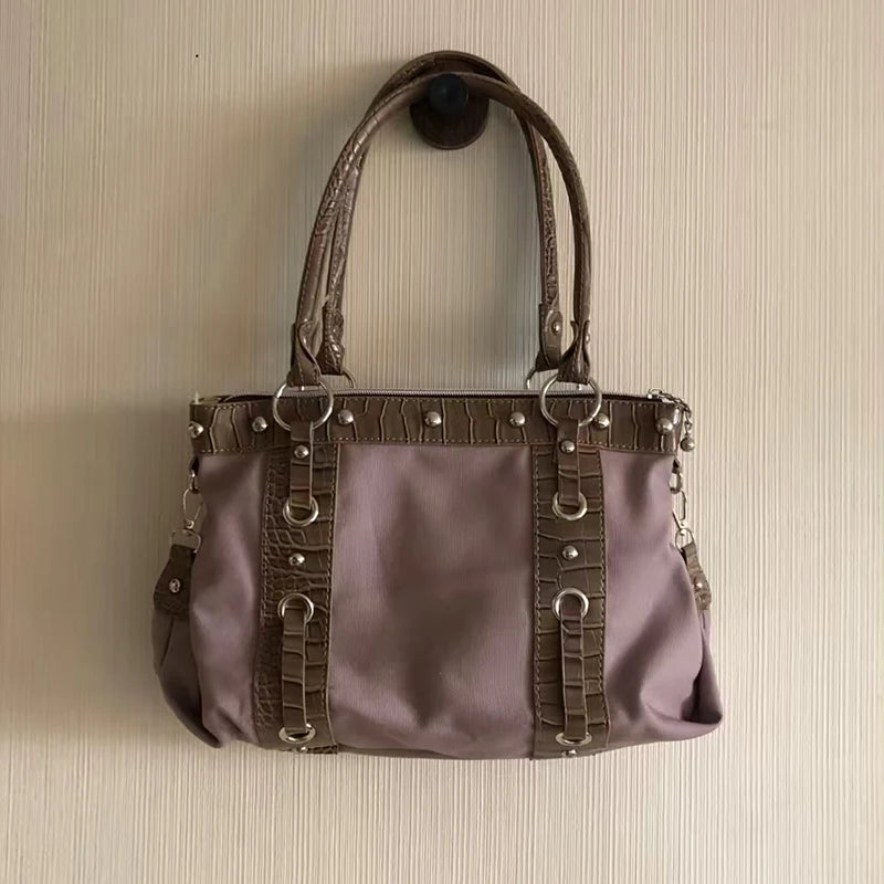 Women's Large Capacity Shoulder Bag Retro-style Commuter Shoulder Bag, High-quality Underarm Bag, Studded Motorcycle Tote Bag