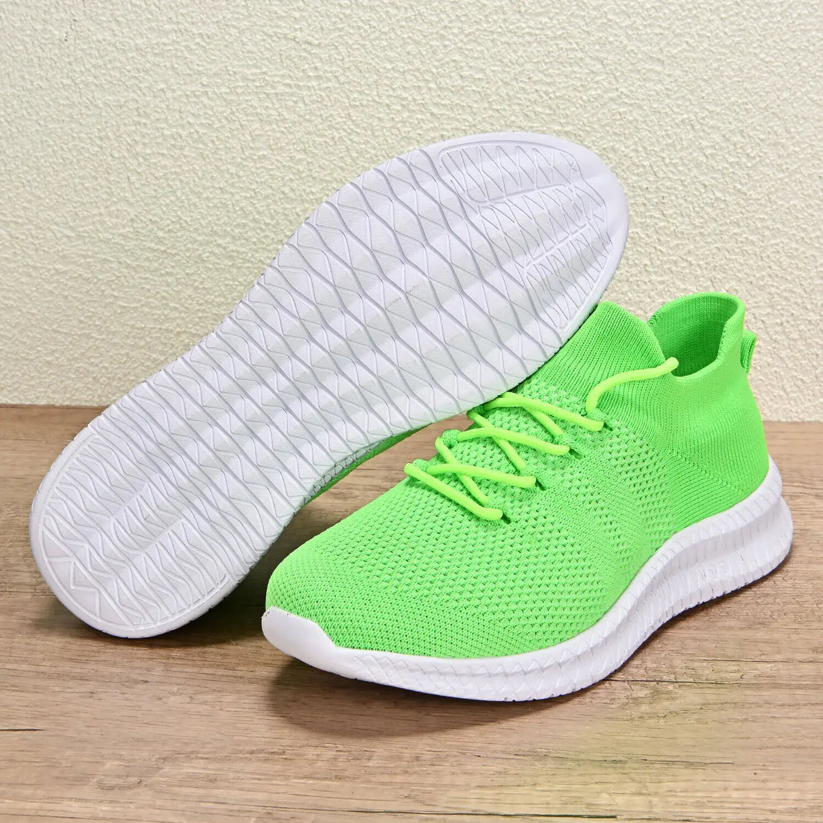 Sneakers Men Shoes Male Shoes Slip-on High Quality Men Fashion Mens Non-slip Shoes Breathable Soft Soled Shoe Non-slip 39-48