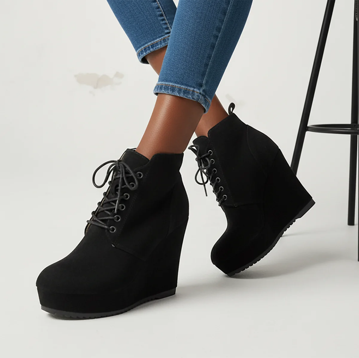 Women Platform Boots Autumn Winter New Round Toe Suede Shoes Lace-up Non-slip Wear-resistant High Heel Boots Zapatos De Mujer