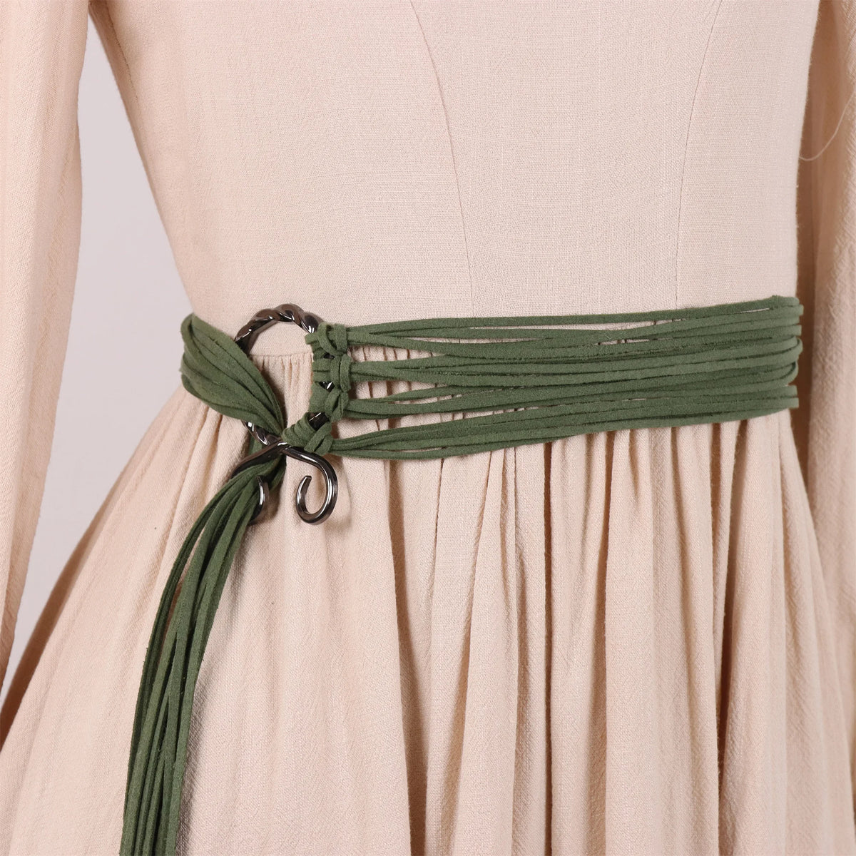 Women'S Vintage Bohemian Long Rope Belt - Adjustable Braided Waist Cinch with Fringe & Loop Knot, Handcrafted Look for Halloween