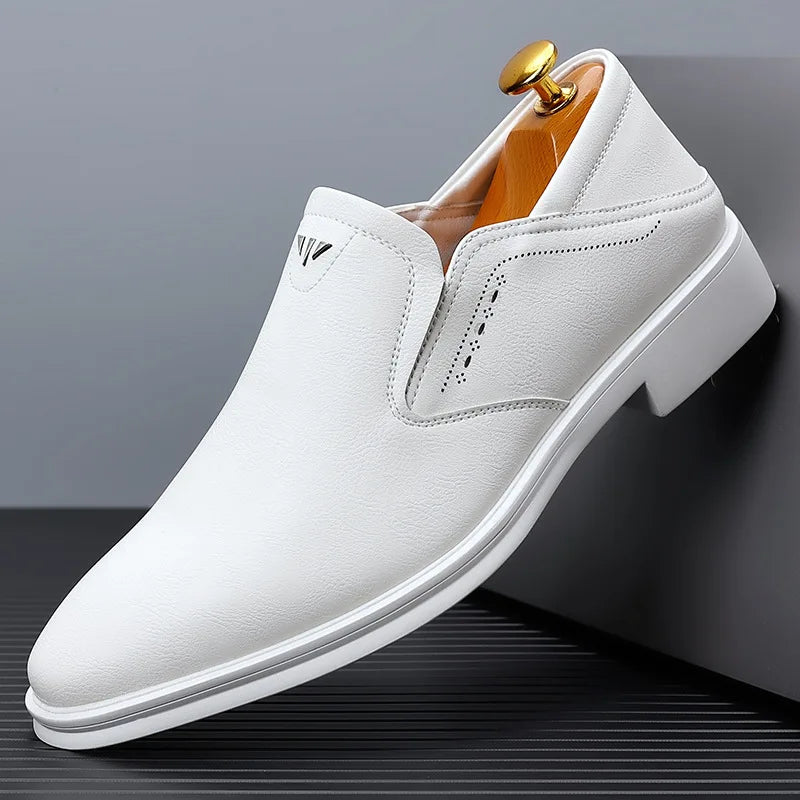 High Quality Men's Dress Shoes Designer Loafers Men Fashion Cow Leather Shoes for Men British Pointed Toe New Designer Shoes Men