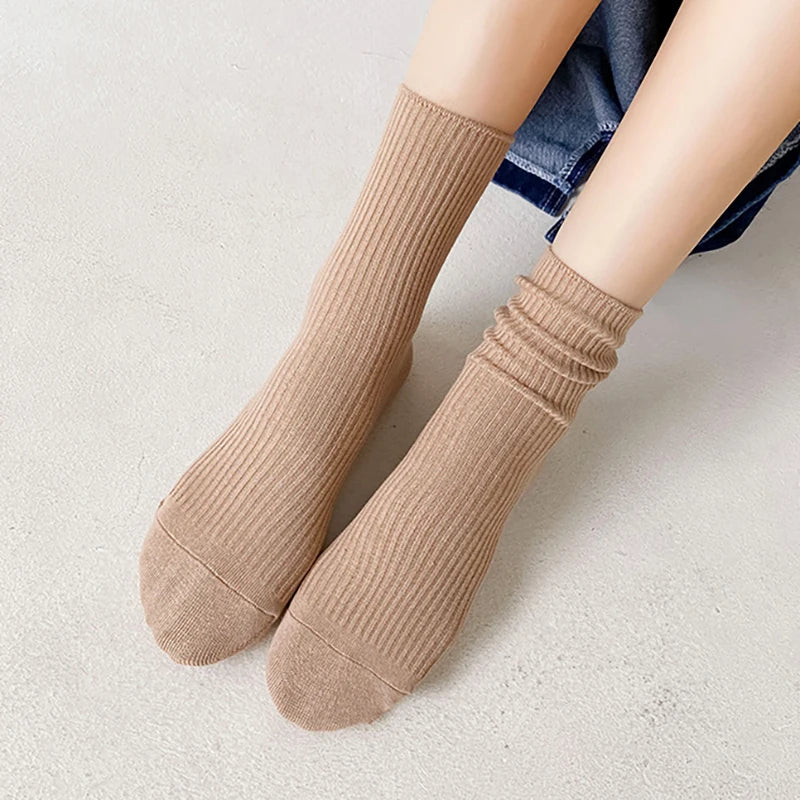 5Pairs Solid Color Women Mid Length Socks  Women's Casual Cotton Socks Autumn Simple Women's Medium Length Socks