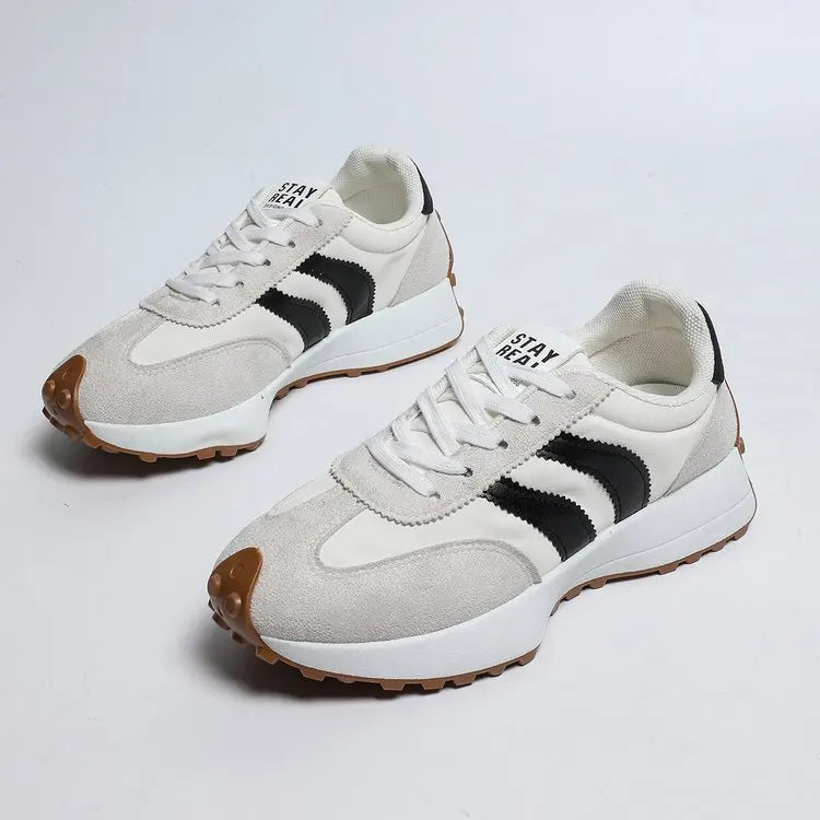 2026 Women Sneakers Spring New Luxury Flat Comfortable Slip on Soft Trend Sneakers Women Lightweight Outdoor Shoes for Women