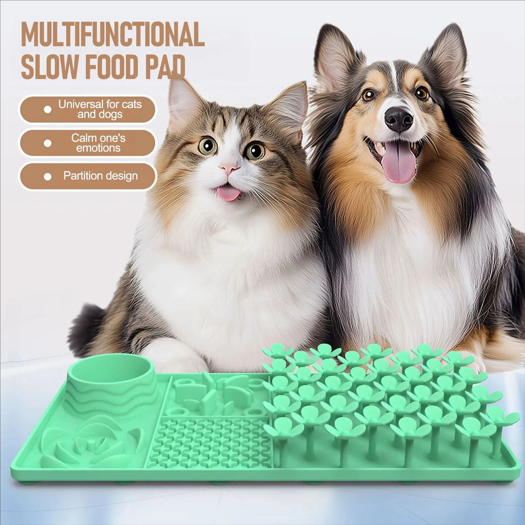 Pet Licking Mat Pet Silicone Eating Ware Dog Slow Food Mat Placemat Dog Feeder Supplies Suction Cup Dog Bathing Distraction