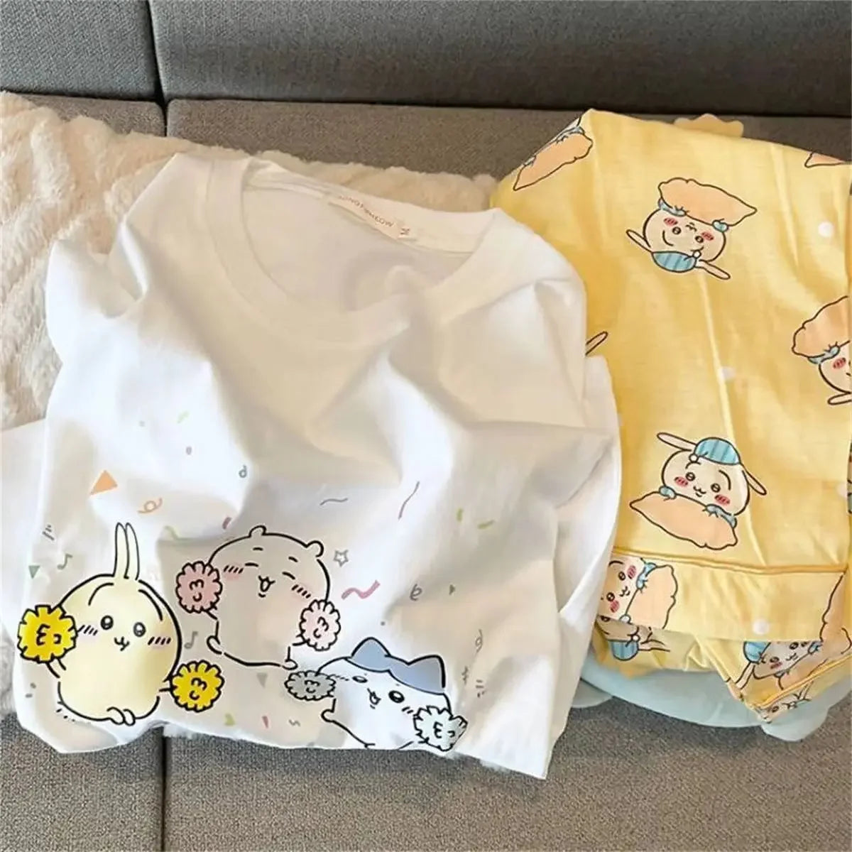 yiji Pajamas Girls Summer Thin Round Neck Short Sleeve Shorts Home Clothes Set ハチワレ Hachiware うさぎ USAG Cute Pajamas