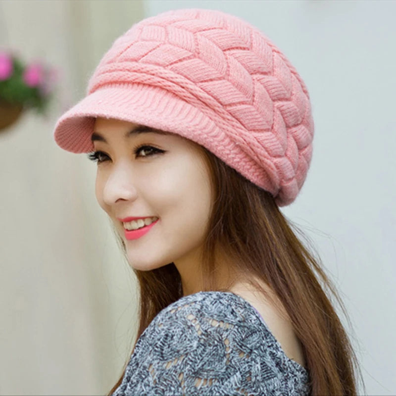 Women's Autumn/Winter Knitted Hat With Fleece Lining Stylish And Versatile Beret Outdoor Warm Hat