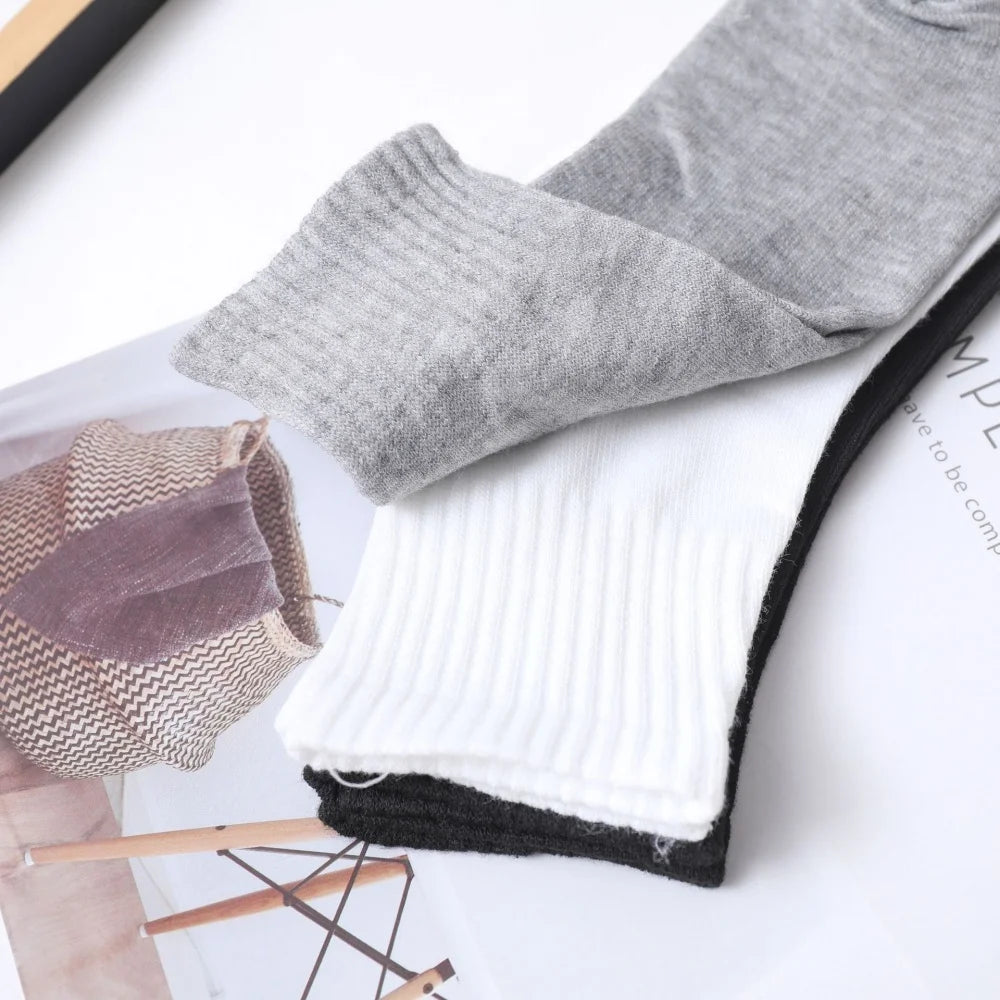 10 Pairs of Men's Mid-Calf Socks Cotton Socks for All Seasons, Solid Color and Versatile