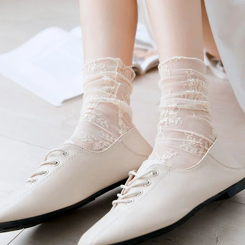 Women's Harajuku Socks Ladies Breathable Transparent Floral Lace Sock Sweet Mesh Fishnet Sock Soft Breathable Socks Hosiery Sox
