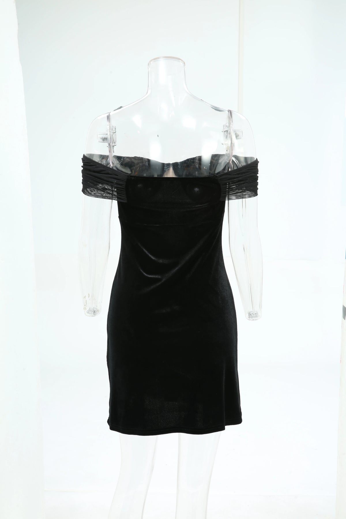 2026 Gothic Women's Bodycon Mini Dresses Off The Shoulder Curve Pattern Flocking Velvet Dress High Stretch Short Sleeves Dress