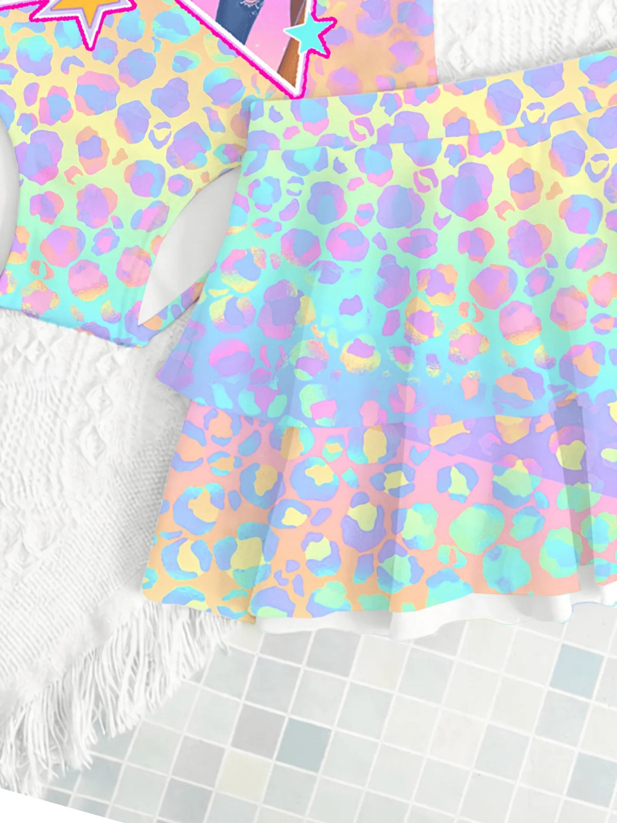 Girls' Summer Casual Swimwear, Children's One-Piece Swimsuit, Beach Dress, Two-Piece Girls' Swimsuit, Gradient Rainbow Cartoon Print, Sweet and Cute, Suitable for Girls Aged 4-12, Pool and Beach Clothes