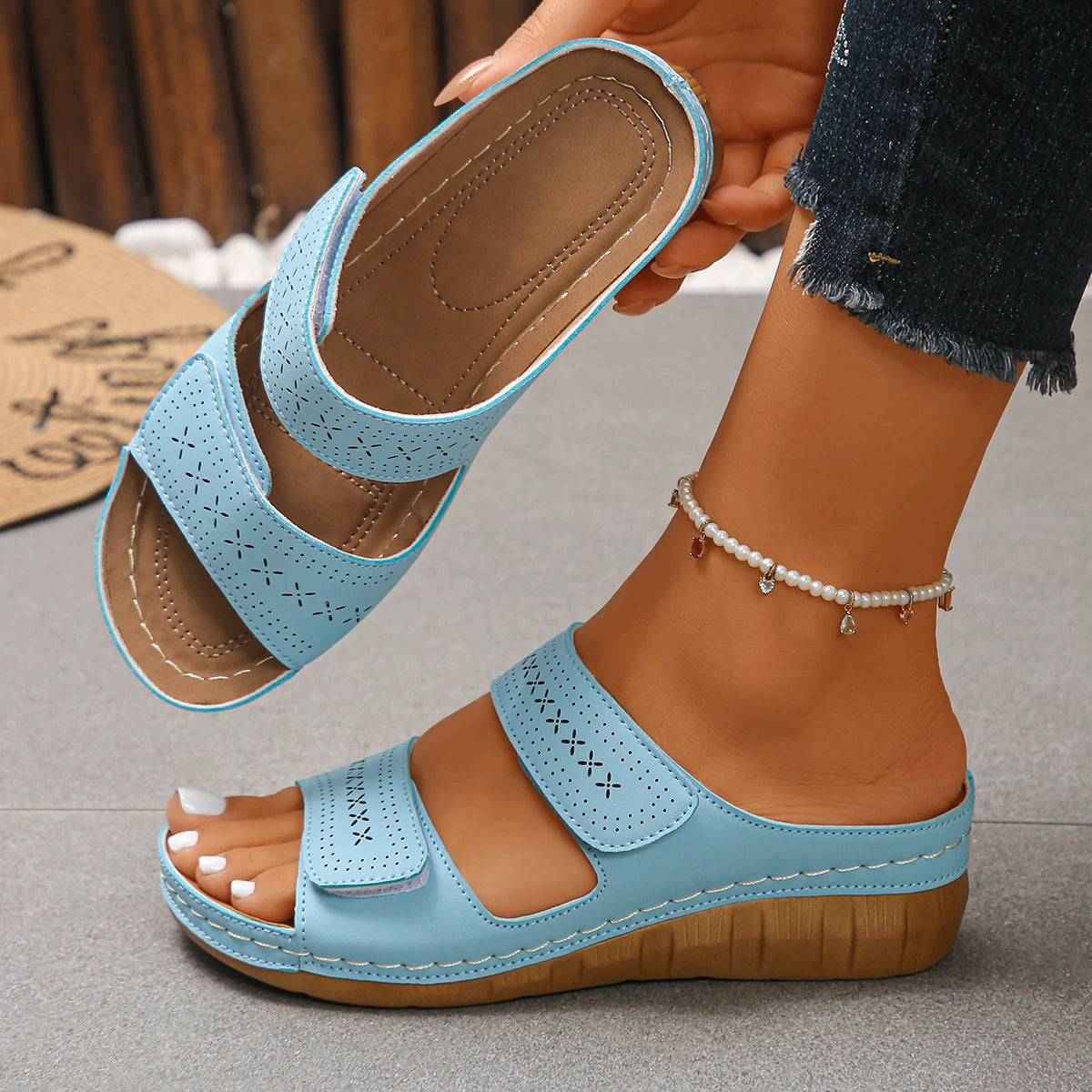 Women Sandals Casual Wedge Slippers Comfortable Thick-soled Open-toe Slippers Platforms Women Shoes Fashion Lightweight Sandals