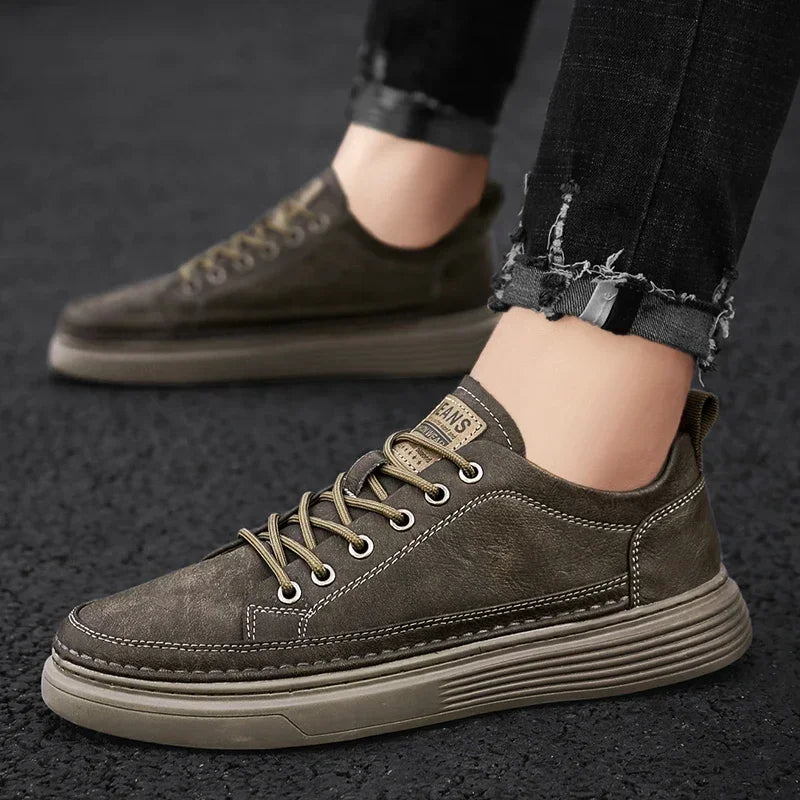 Spring Men's Loafers Shoes Casual Shoes for Men Leather Sneakers Classic Men's Sneakers Platform Slip on New Comfort Flat Shoes