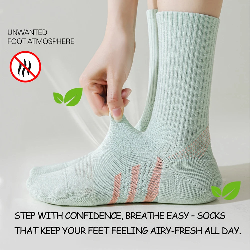Casual Sports Socks Professional Sweat Absorbing Knee High Athletic Socks Cushioned Breathable Badminton Tennis Fitness Socks