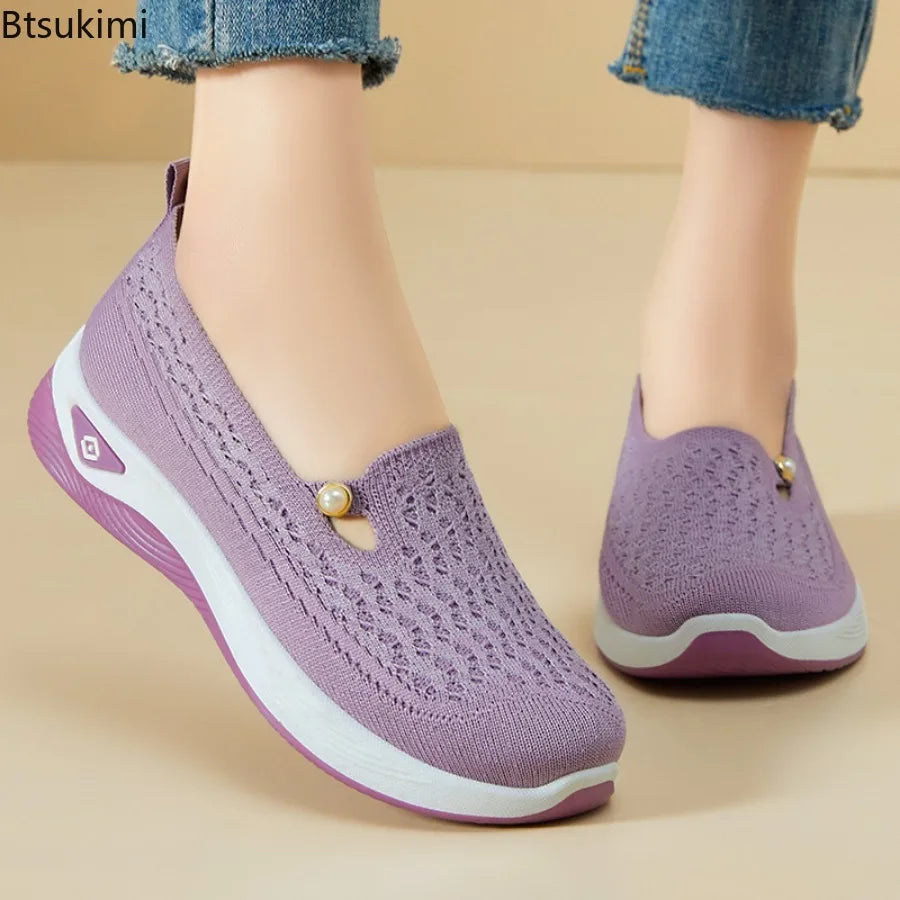 2026 Women's Shoes Stylish Comfortable Casual Loafers Lightweight Moms Fashionable Flats Non Slip New Spring Trendy Sneakers
