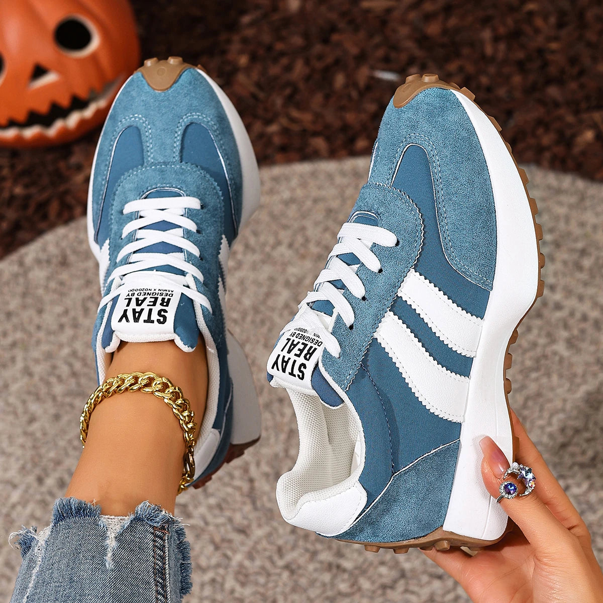Women Sneakers Retro Spring Autumn Sneakers Women Casual Flat Bottom Round Toe Sports Shoes Fashionable Designer Shoes Women