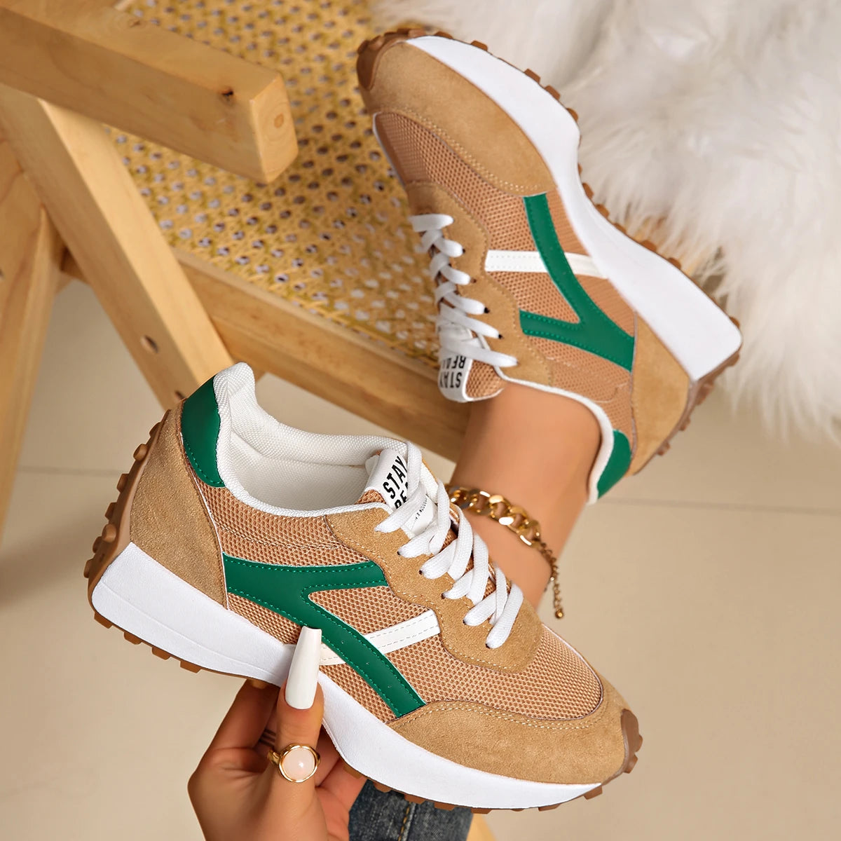 2026 New Women Sneakers Spring Casual Lace Up Sport Sneakers Luxury Platform Anti-slip Running Shoes Women Chunky Sneakers