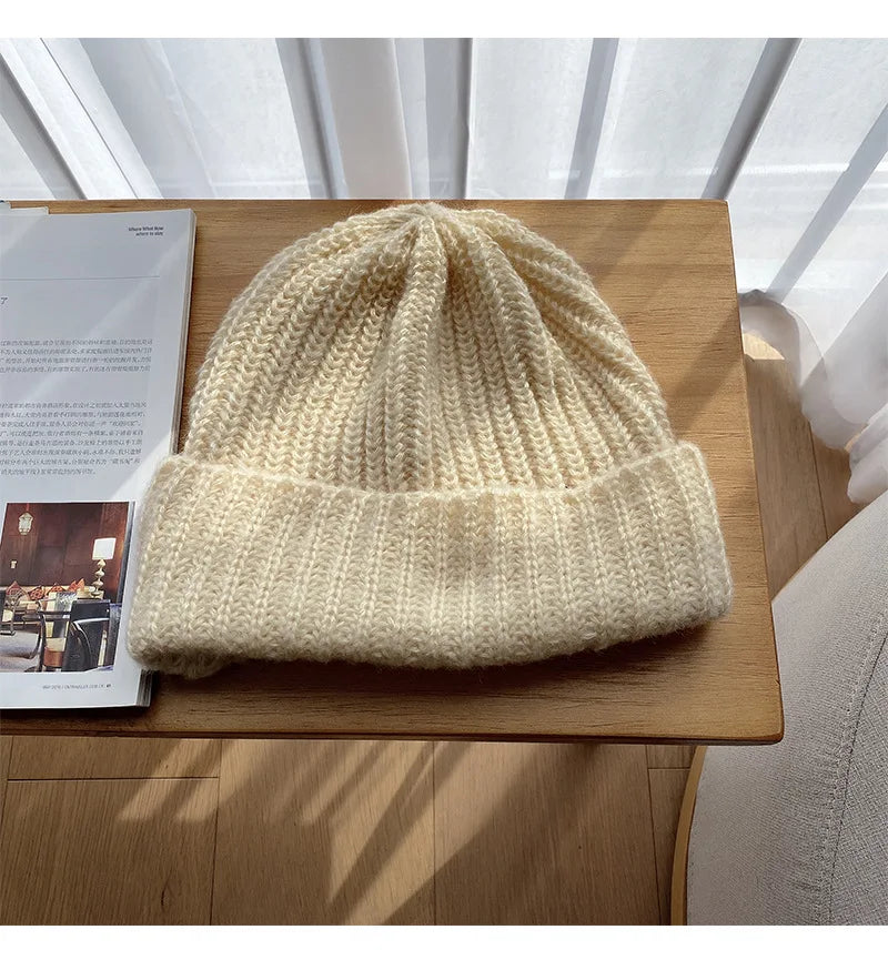Fashion Hats Beige Green Black Women's hat Warm Winter hats Woman 2022 New In Stretch Beanie Warm Caps Women Steetwear Bonnets