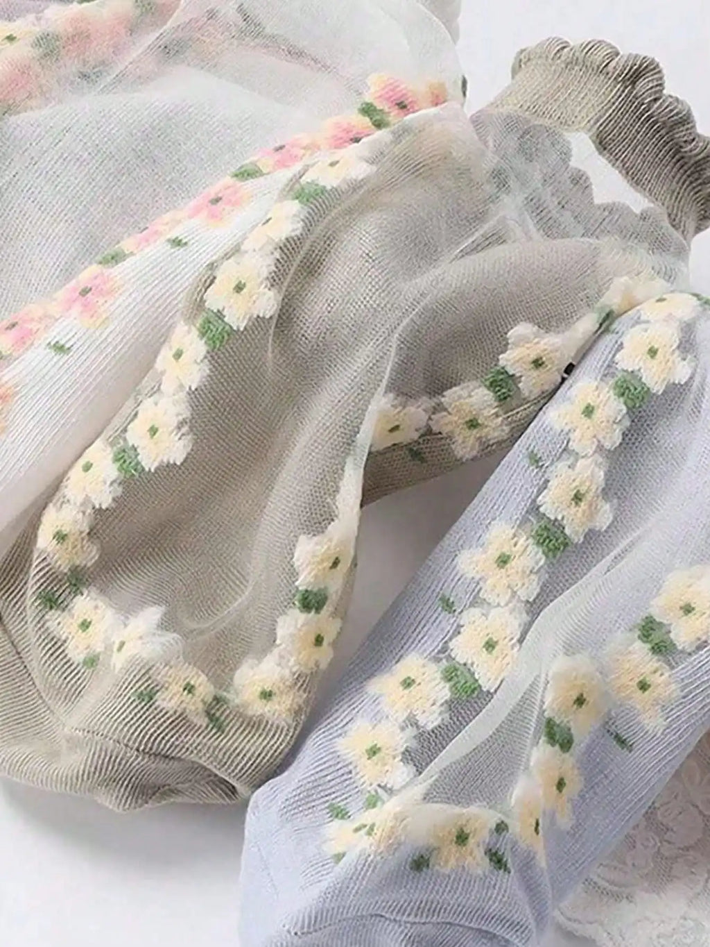 5 Pairs White Women Floral Patterned Sheer Socks, Breathable Thin Moisture Wicking, Suitable For Summer