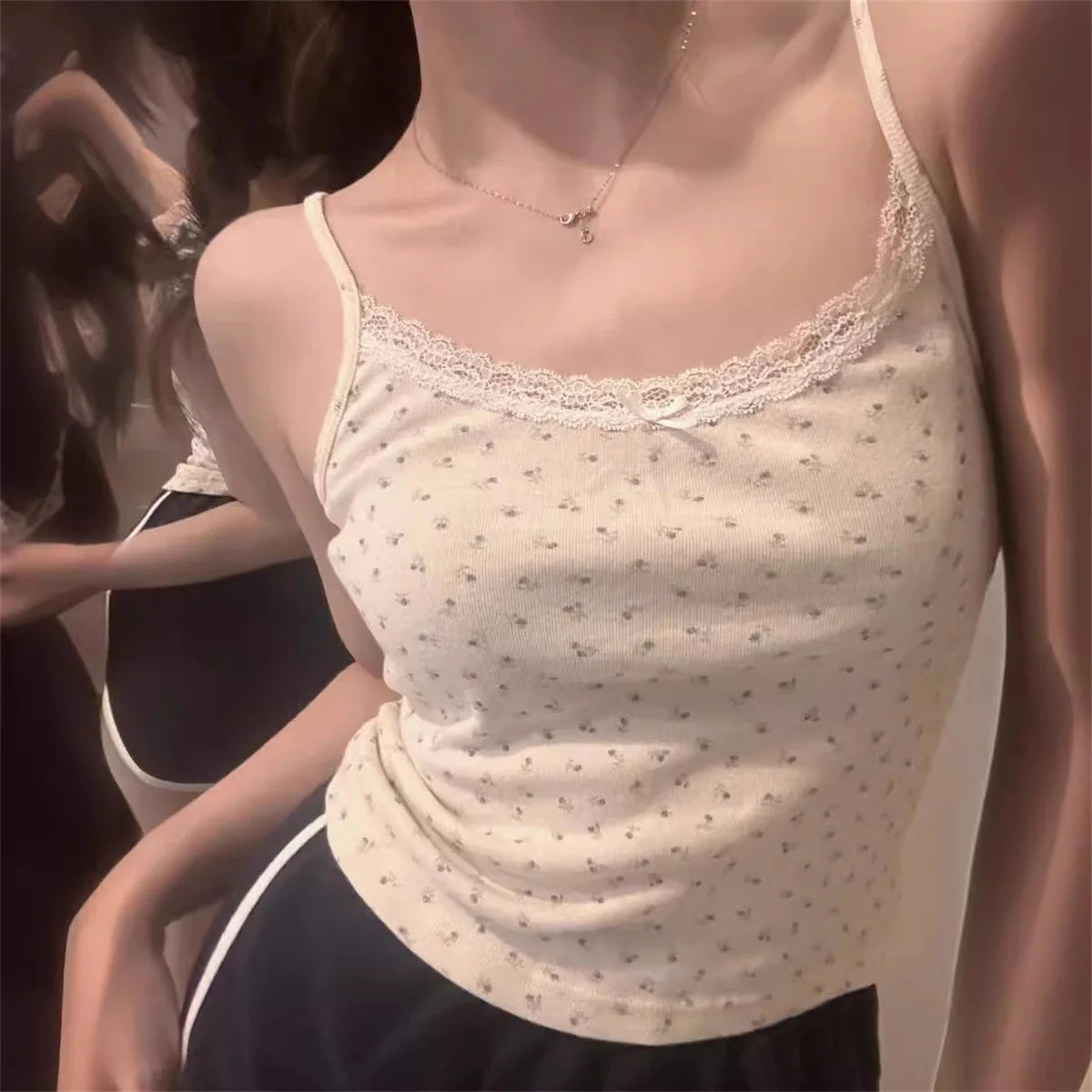 Y2k Short Sleeve Sexy U Collar Floral Print Lace Slim T-shirt 2025 Summer Women Clothing Floral Slim Shirt Button T-shirt Top